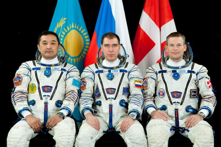 Soyuz TMA-18M Space in Images 2015 06 Soyuz TMA18M crew portrait
