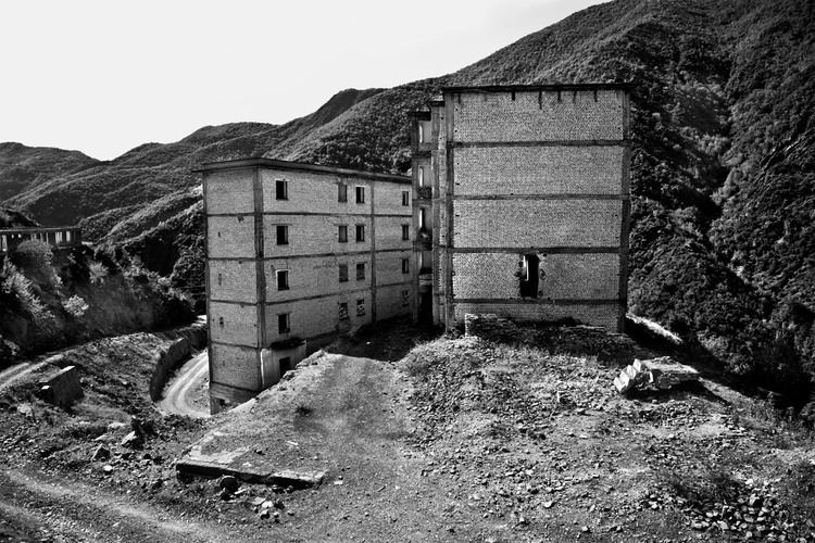 Spaç Prison Spa prison camp Totally LostTotally Lost