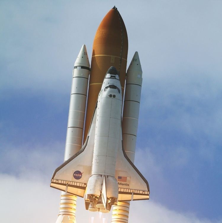 Space Shuttle Atlantis httpslh6googleusercontentcomvyImzYM4mK4AAA