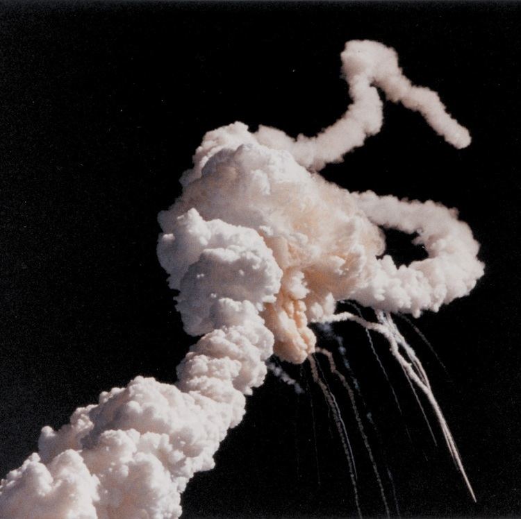 Space Shuttle Challenger httpslh4googleusercontentcomGVlnoWErPwwAAA