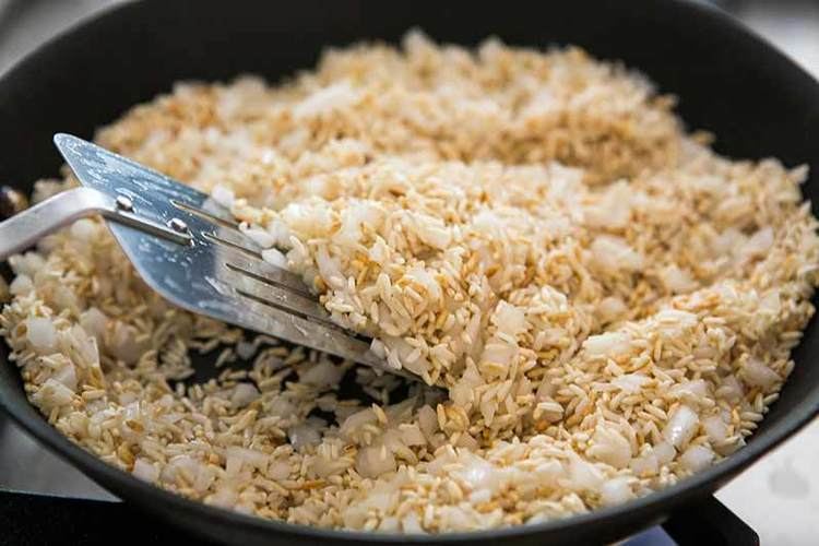 Spanish rice Spanish Rice Recipe SimplyRecipescom