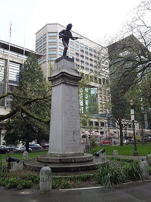 Spanish–American War Soldier's Monument httpsuploadwikimediaorgwikipediacommonsthu