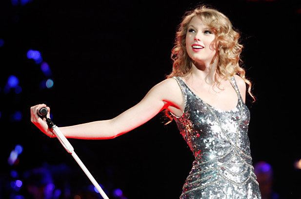 Speak Now World Tour Taylor Swift Announces 39Speak Now39 World Tour Billboard