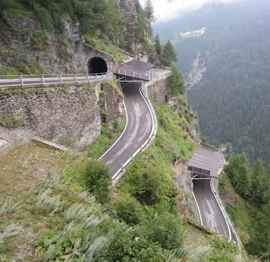 Splügen Pass wwwdangerousroadsorgimagesstoriesRoads094Pa