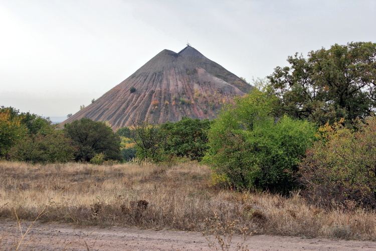 Spoil tip FileUkraine Donetsk Oblast Spoil tip IMG 1822 1725jpg Wikimedia