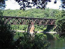 Springfield Terminal railroad bridge, Deerfield httpsuploadwikimediaorgwikipediacommonsthu