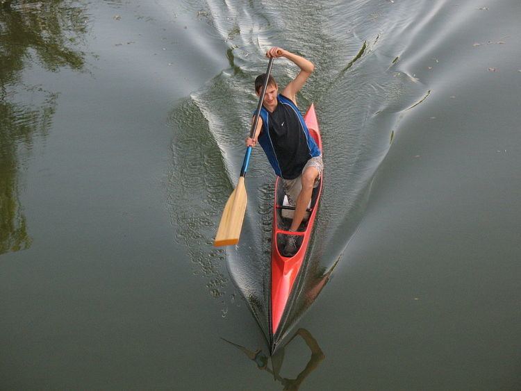 Sprint canoe