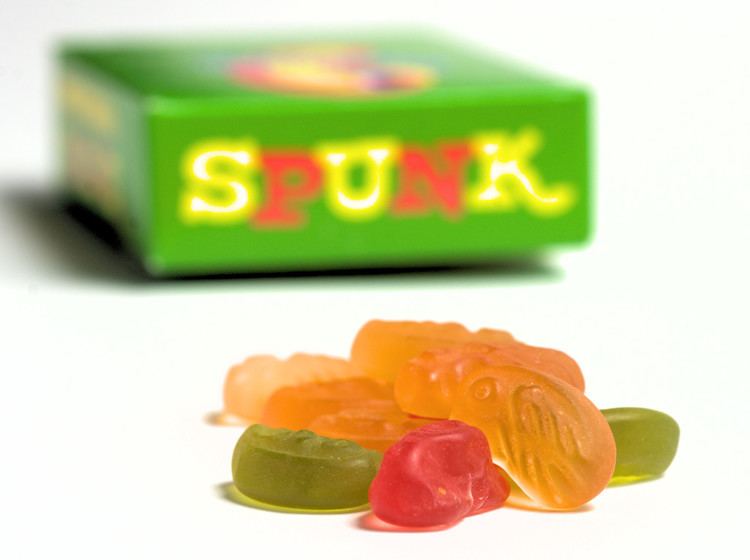 Spunk (candy) httpsuploadwikimediaorgwikipediacommons99