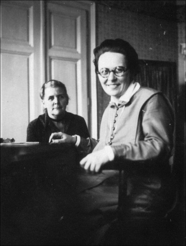 Sára Salkaházi Bl Sra Salkahzi was a Hungarian Catholic religious sister who