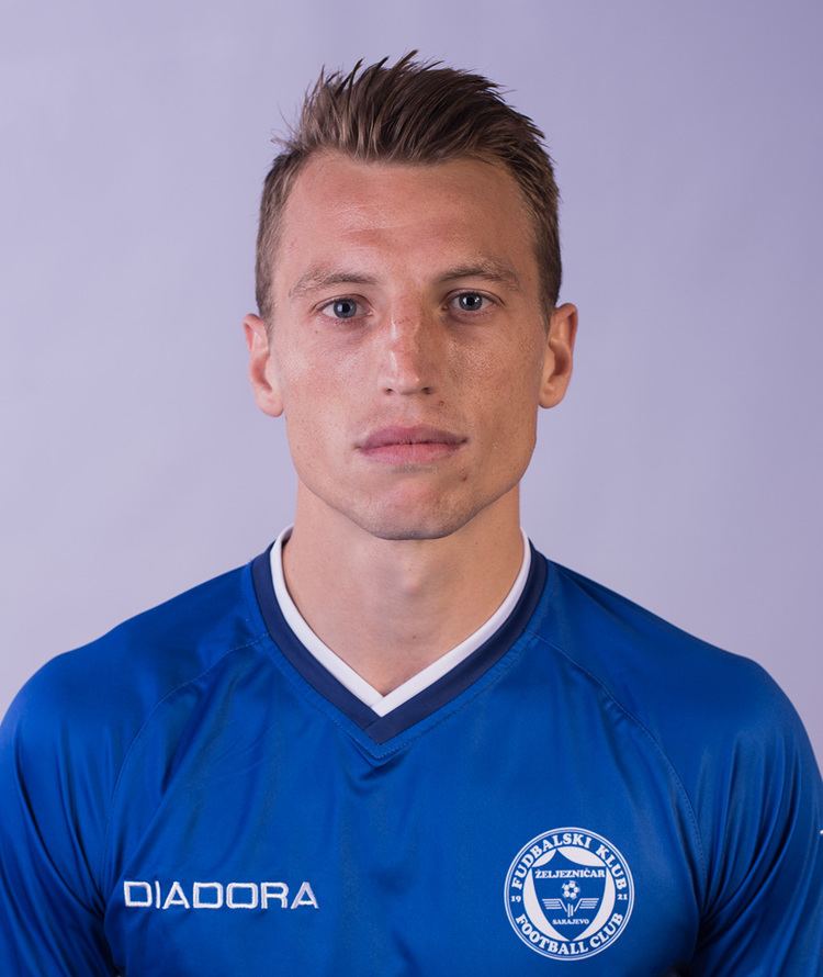 Srđan Stanić (footballer, born 1989) Sran Stani FK eljezniar