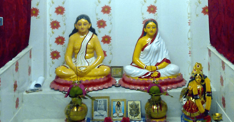Carved images of Sri Harichand Thakur and his wife Jagat Mata Shanti Mata