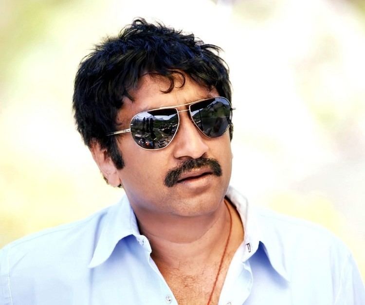 Srinu Vaitla httpswwwfilmcentrocomsitesdefaultfilesima