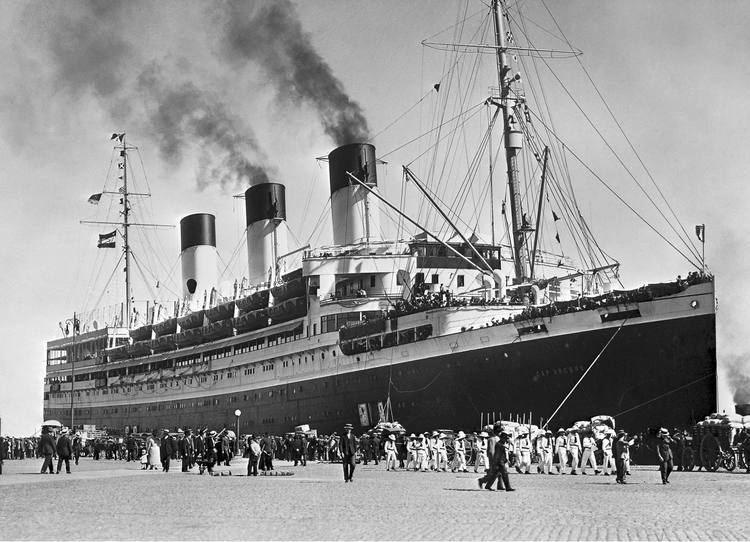 SS Cap Arcona (1927) 1000 images about SS Cap Arcona Hamburg South America Line 1927