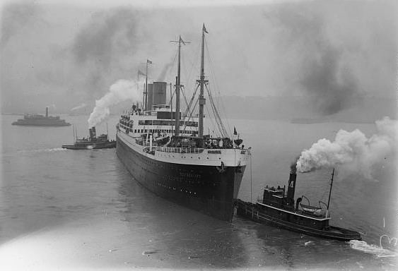 SS Deutschland (1923) httpsuploadwikimediaorgwikipediacommons00