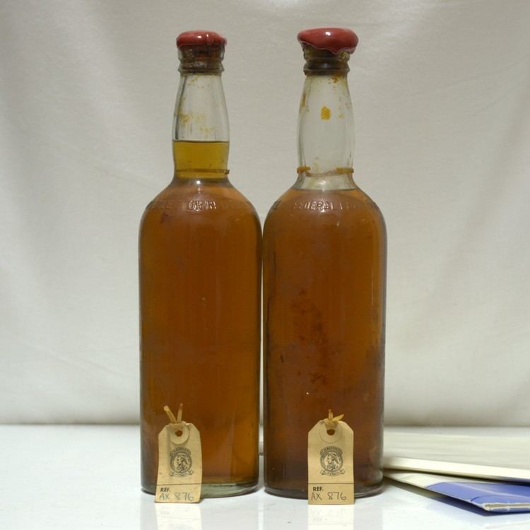 SS Politician Whisky Galore Original Bottles From The SS Politician Food