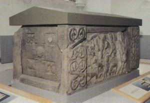 St Andrews Sarcophagus httpsuploadwikimediaorgwikipediacommonsthu