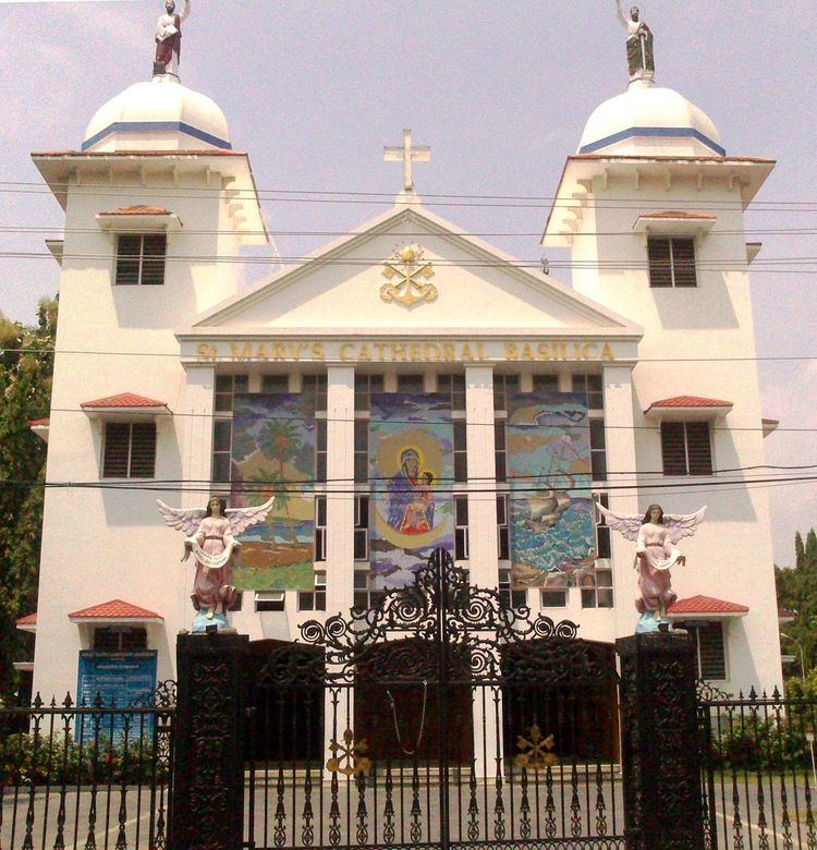 St. Mary's Cathedral Basilica, Ernakulam