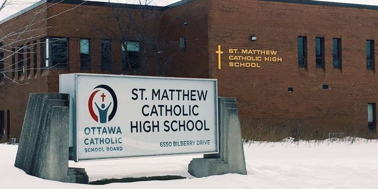 15 Signs You Went To St. Matthew High School - Narcity