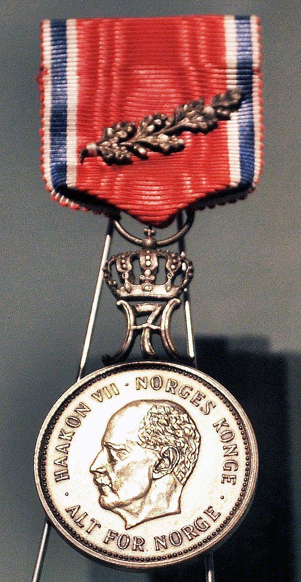 St. Olav's Medal with Oak Branch