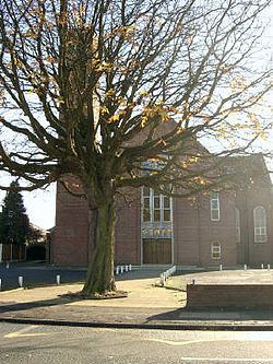 St Oswald's Church, Padgate httpsuploadwikimediaorgwikipediacommonsthu