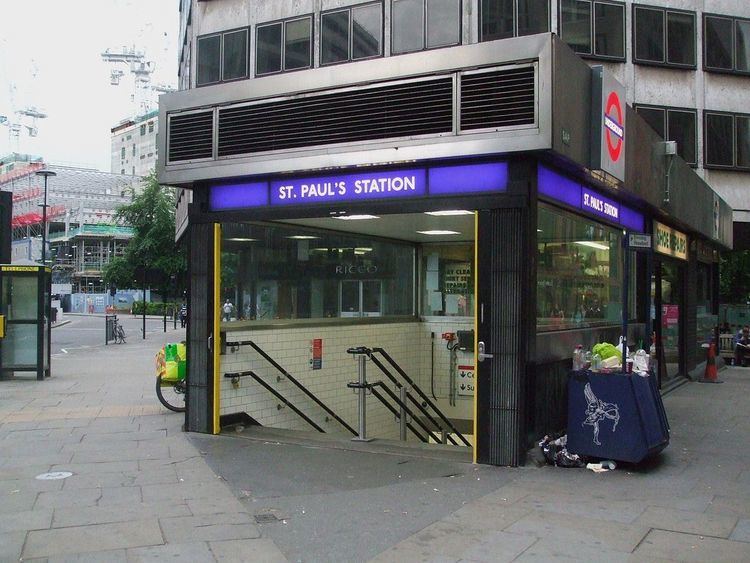 St. Paul's tube station