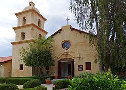 St. Thomas Aquinas Chapel (Ojai, California) httpsuploadwikimediaorgwikipediacommonsthu