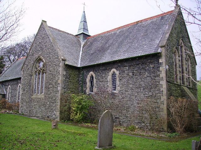 St Thomas' Church, Crosscrake httpsuploadwikimediaorgwikipediacommons00