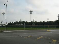 Stade de l'UQTR httpsuploadwikimediaorgwikipediacommonsthu