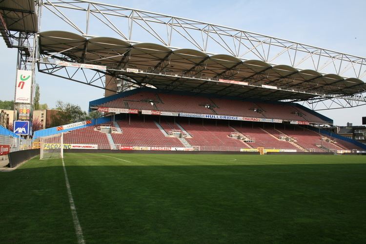 Stade du Pays de Charleroi FileStade du pays de Charleroi 4jpg Wikimedia Commons