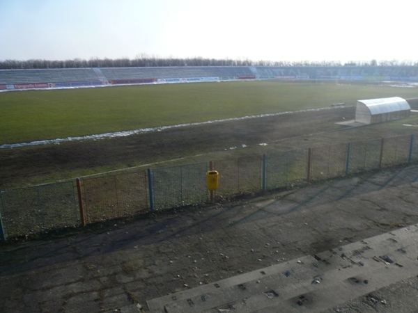 Stadionul Moldova (Roman)