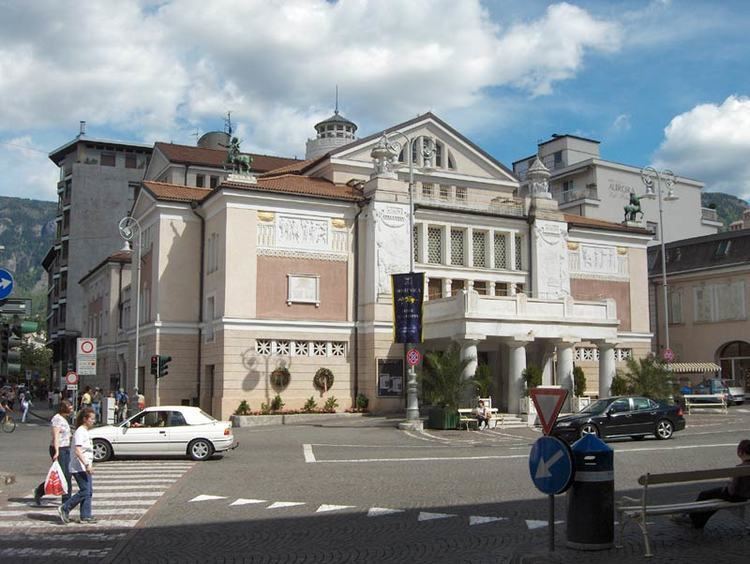 Stadttheater Meran Teatro Civico Merano Wikipedia