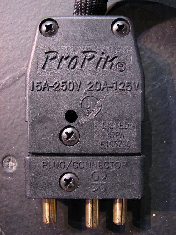 Stage pin connector