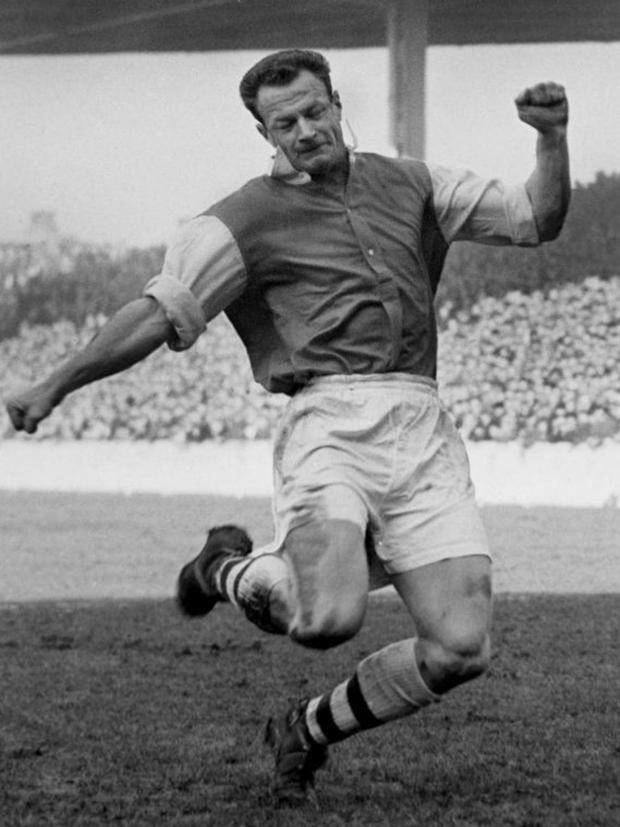 Stan Charlton Stan Charlton Rugged fullback for 1950s Arsenal The Independent
