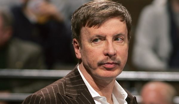 Stan Kroenke stan kroenke Punching Kitty