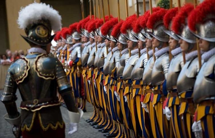 Stand of the Swiss Guard 10 Fascinating Things You Didn39t Know About the Swiss Guard EpicPew