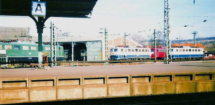 Standard electric locomotive