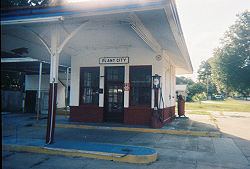 Standard Oil Service Station httpsuploadwikimediaorgwikipediacommonsthu