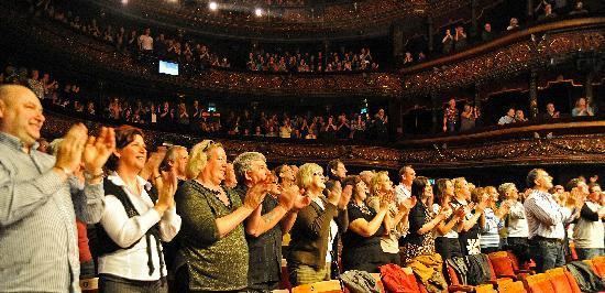 Standing ovation Audience standing Ovation Picture of Grand Theatre Leeds