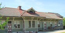Stanford L&N Railroad Depot httpsuploadwikimediaorgwikipediacommonsthu