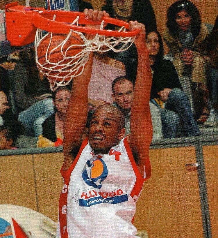 Stanley Jackson (basketball)