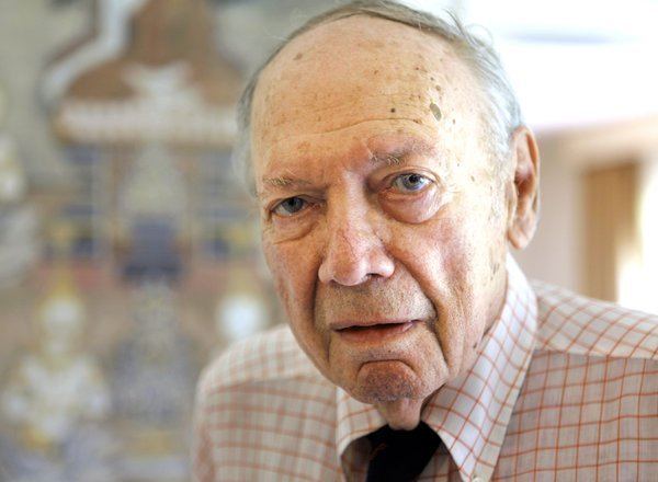 Stanley Karnow Stanley Karnow Historian and Journalist Is Dead at 87