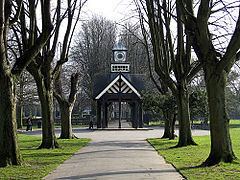 Staple Hill, Gloucestershire httpsuploadwikimediaorgwikipediacommonsthu