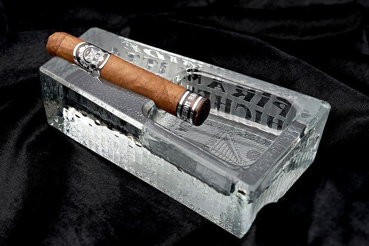Star Cigar
