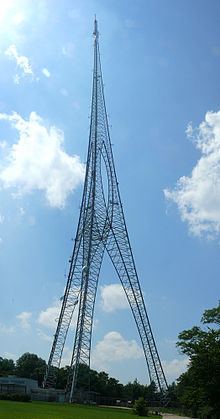 Star Tower httpsuploadwikimediaorgwikipediacommonsthu