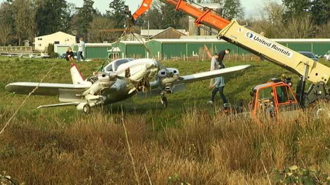Stark's Twin Oaks Airpark Kathryn39s Report Piper PA23250 N318CA Accident occurred March