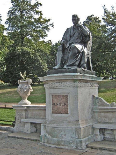Statue of Edward Jenner, London