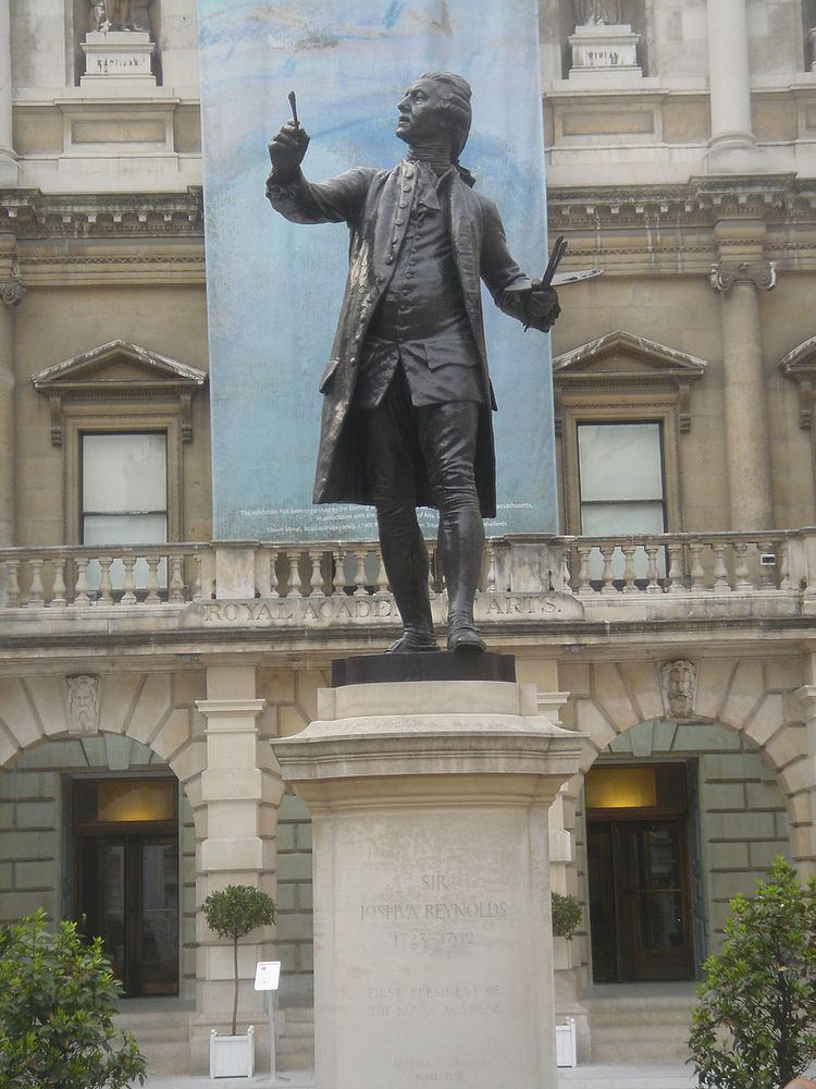 Statue of Joshua Reynolds