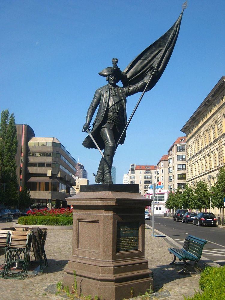 Statue of Kurt Christoph Graf von Schwerin