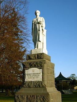 Statue of Margaret Cruickshank httpsuploadwikimediaorgwikipediacommonsthu