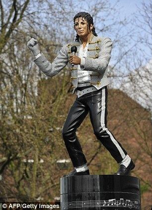 Statue of Michael Jackson idailymailcoukipix20130918article2424724